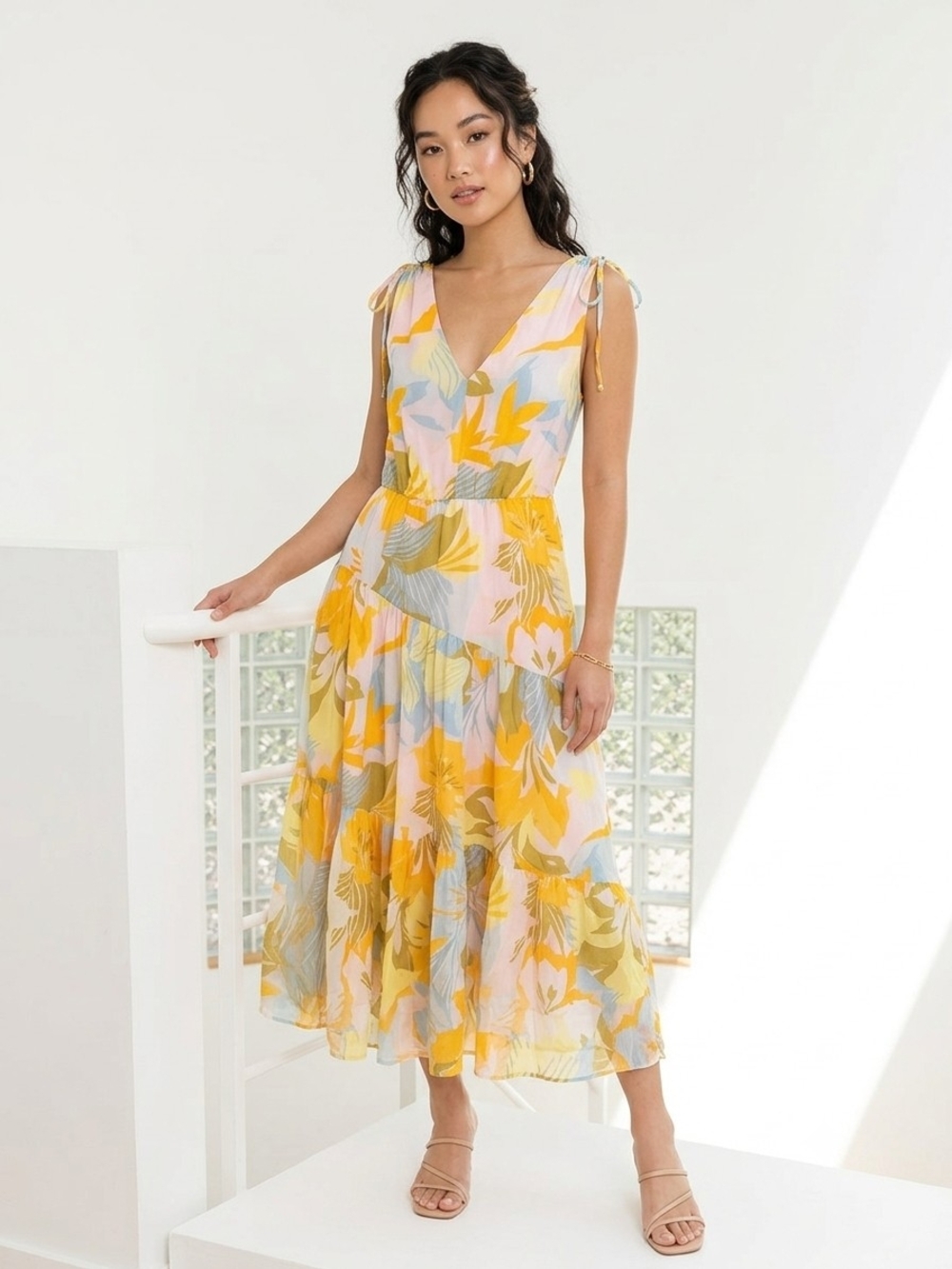 1. State Yellow Floral V-Neck Tie-Shoulder Fully Lined Maxi Dress